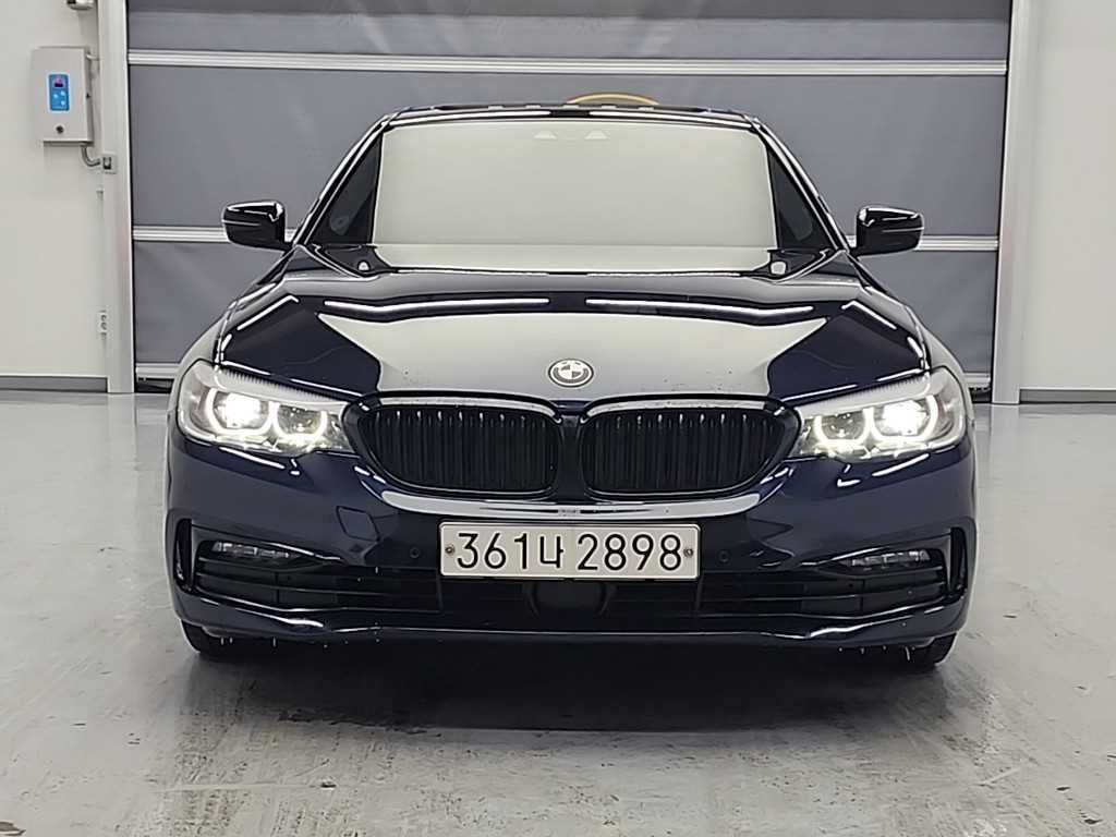 BMW 5 Series - Vista 2