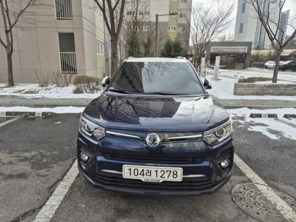 Ssangyong Tivoli 2020 Azul - Importación desde Corea - HF Imports Iquique - Foto 1