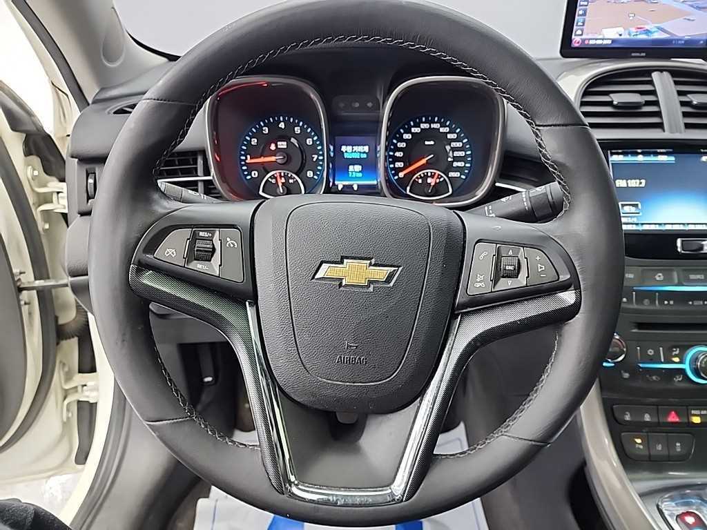 Chevrolet Malibu - Vista 9