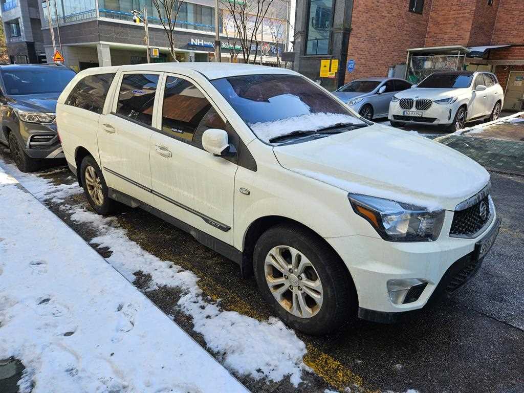 Ssangyong Korando 2016 Blanco - Importación desde Corea - HF Imports Iquique - Foto 1