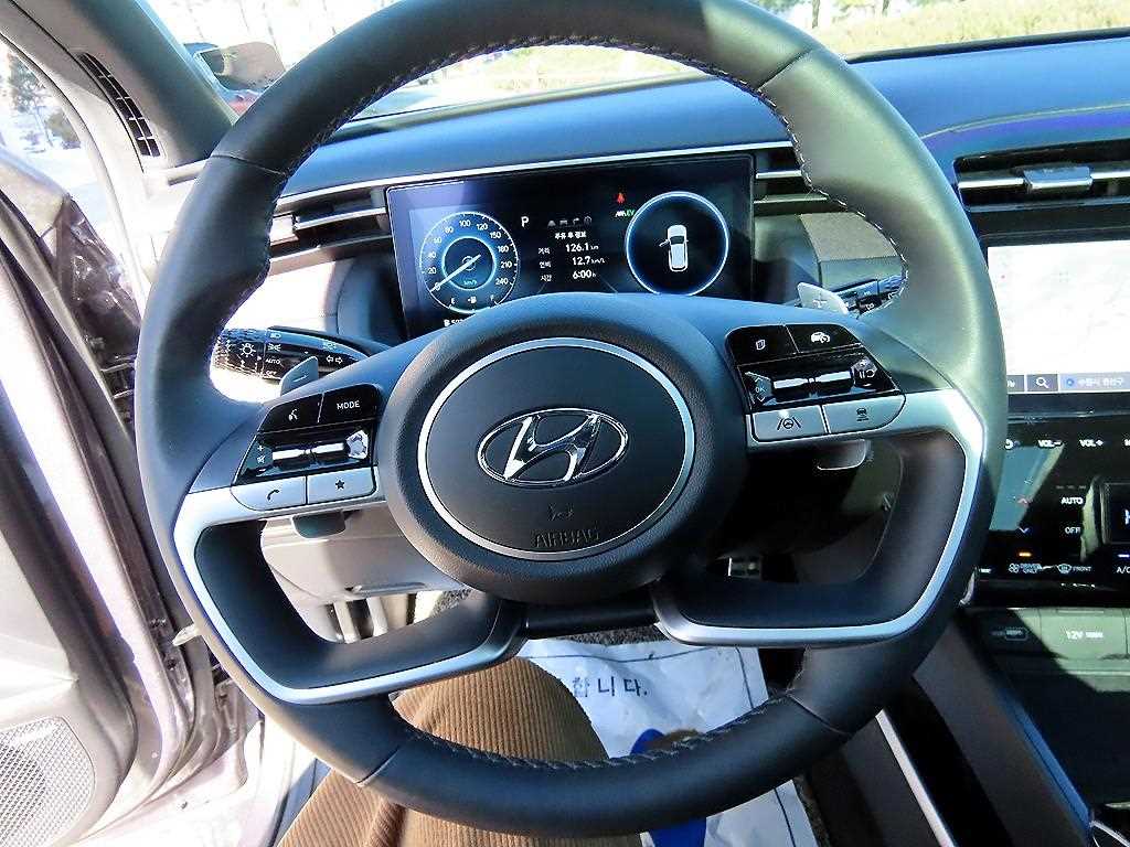 HYUNDAI Tucson - Vista 8