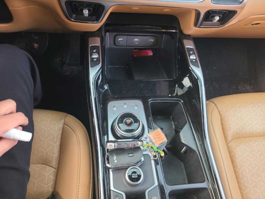 KIA Sorento 2022 Blanco - Importación desde Corea - HF Imports Iquique - Foto 16