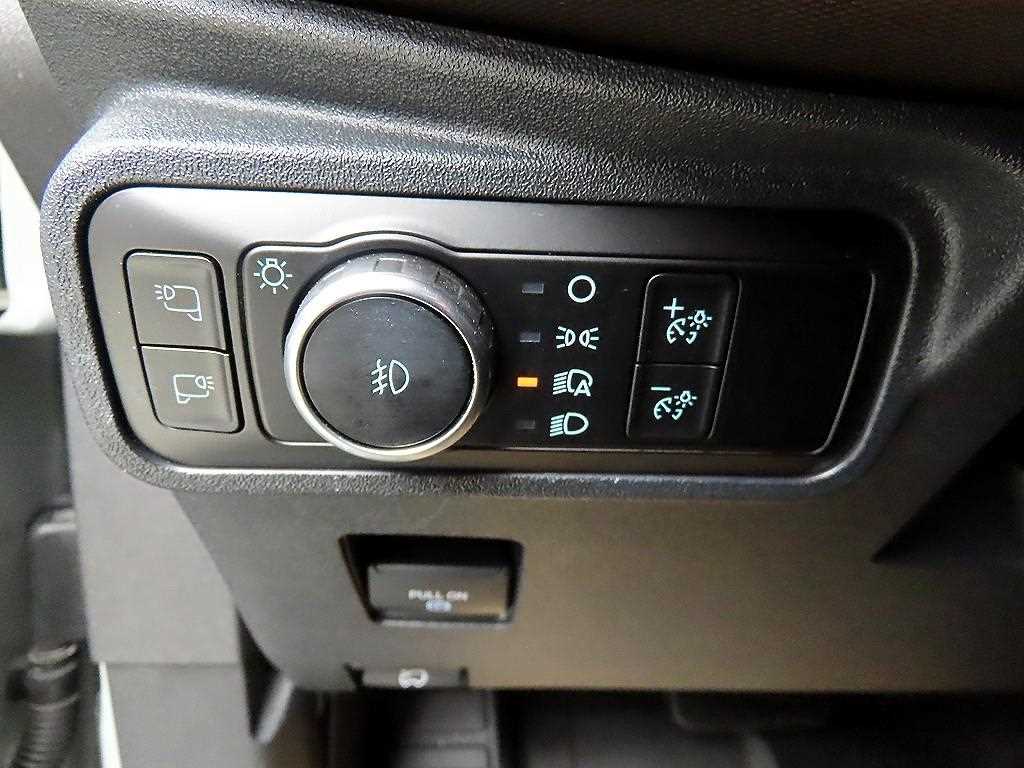 Ford Bronco - Vista 12