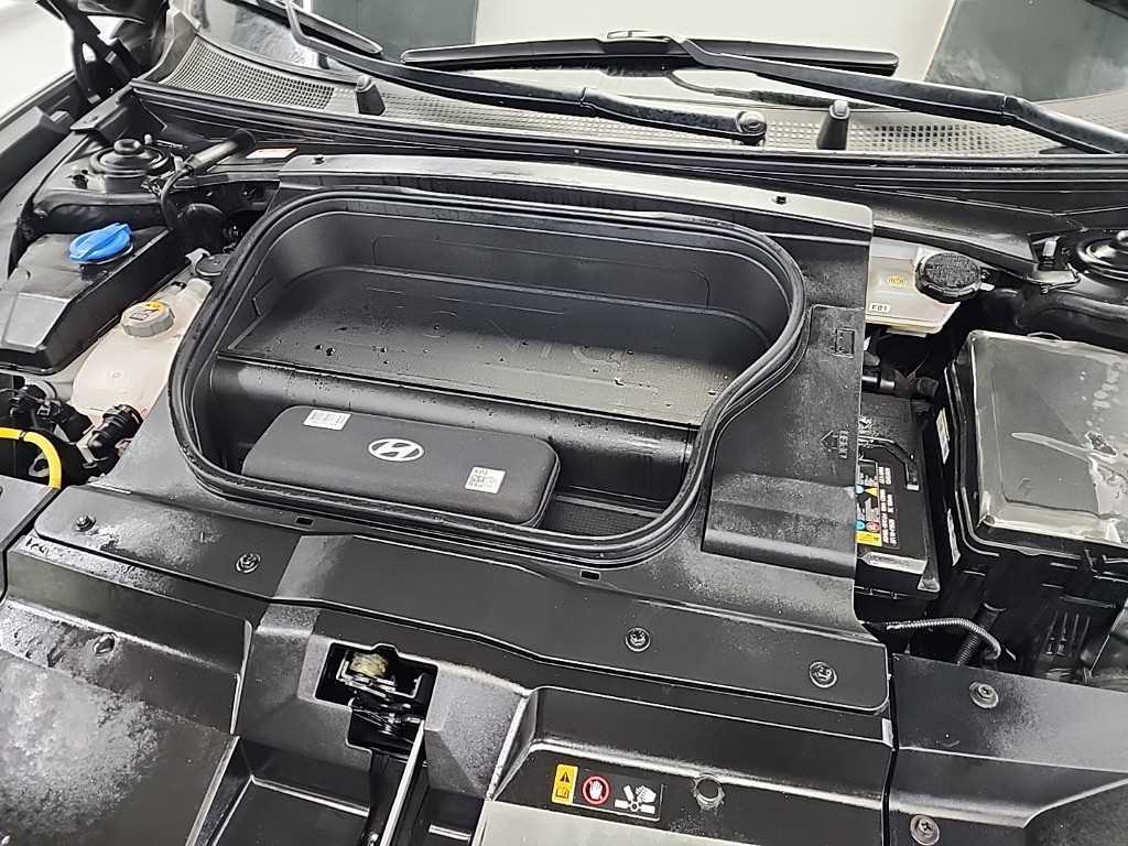 HYUNDAI Ioniq 6 - Vista 5