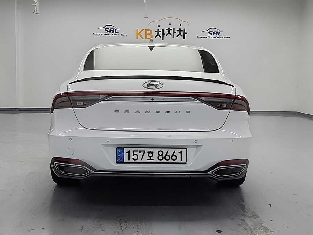 HYUNDAI Grandeur - Vista 3