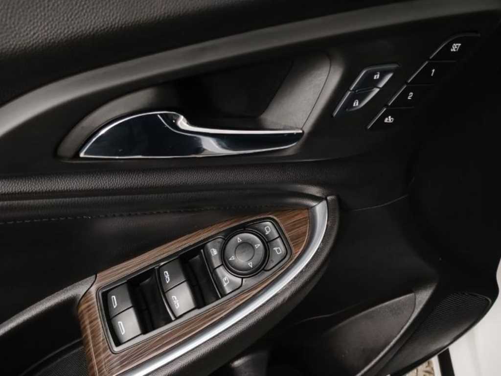 Chevrolet Malibu - Vista 9