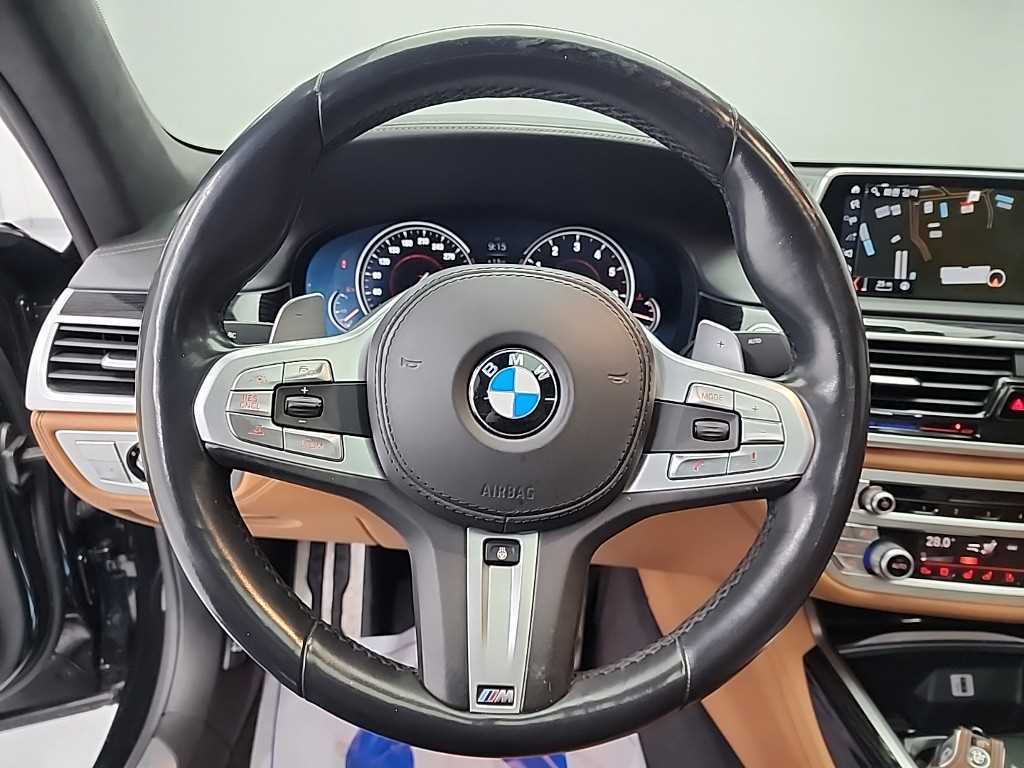 BMW 7 Series - Vista 9