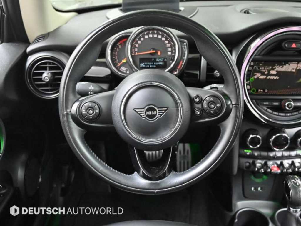 Mini Cooper - Vista 10