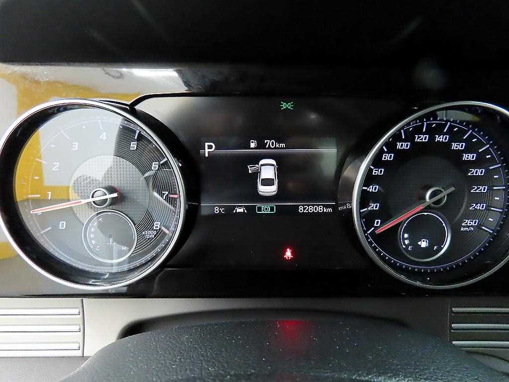 HYUNDAI Grandeur - Vista 8