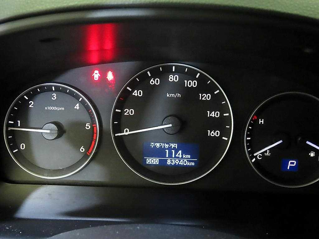 HYUNDAI Starex - Vista 9