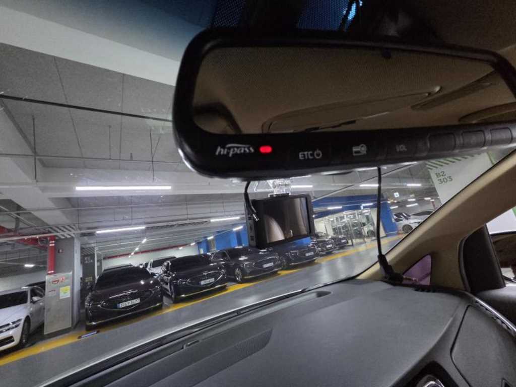 KIA Carnival - Vista 9