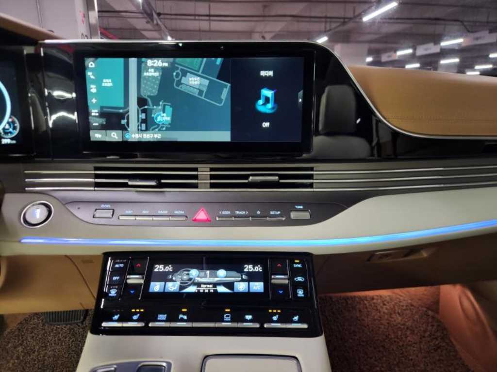 HYUNDAI Grandeur - Vista 9