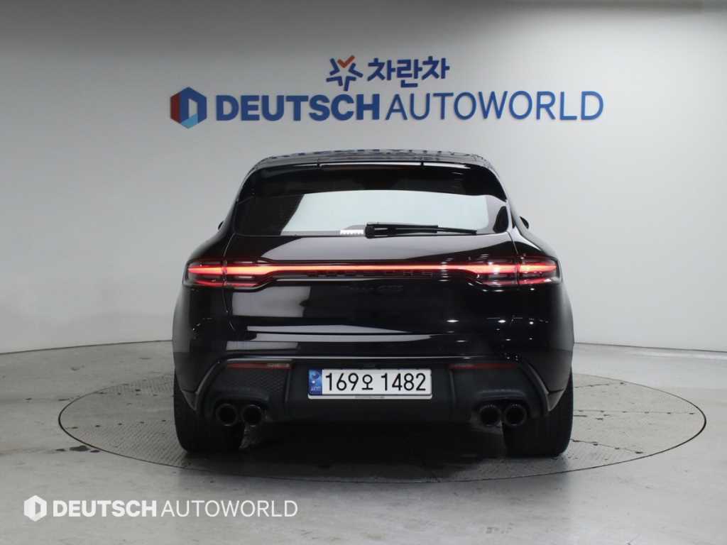 Porsche Macan - Vista 4