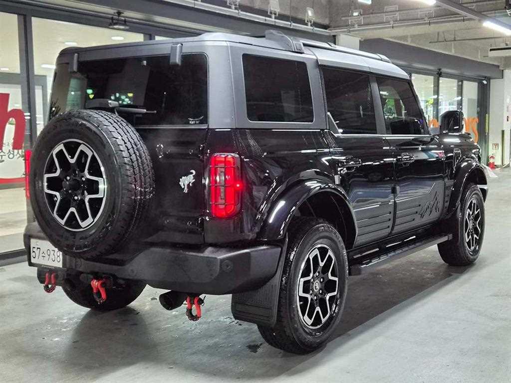 Ford Bronco - Vista 4