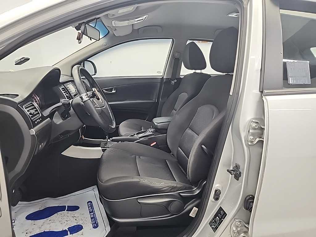 Ssangyong Korando - Vista 11