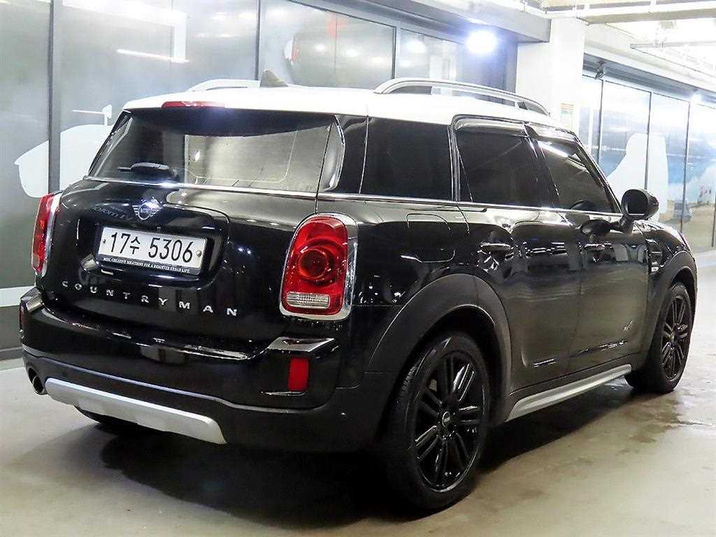 Mini Countryman - Vista 4