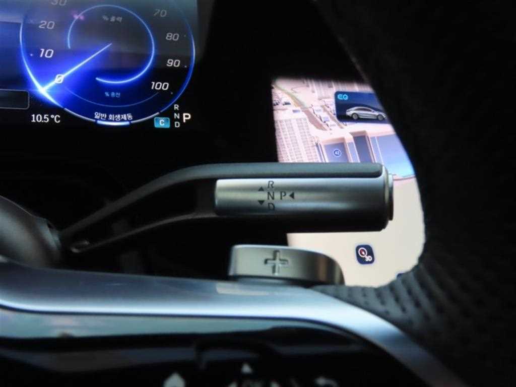 Mercedes Benz EQS - Vista 7