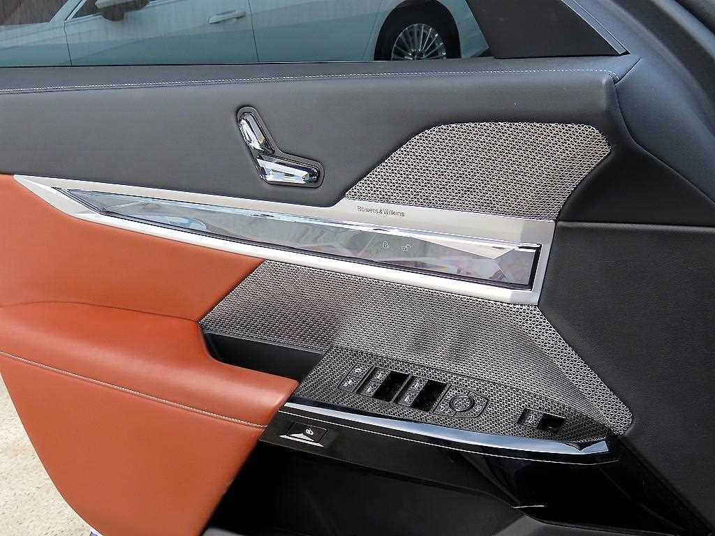 BMW 7 Series - Vista 12