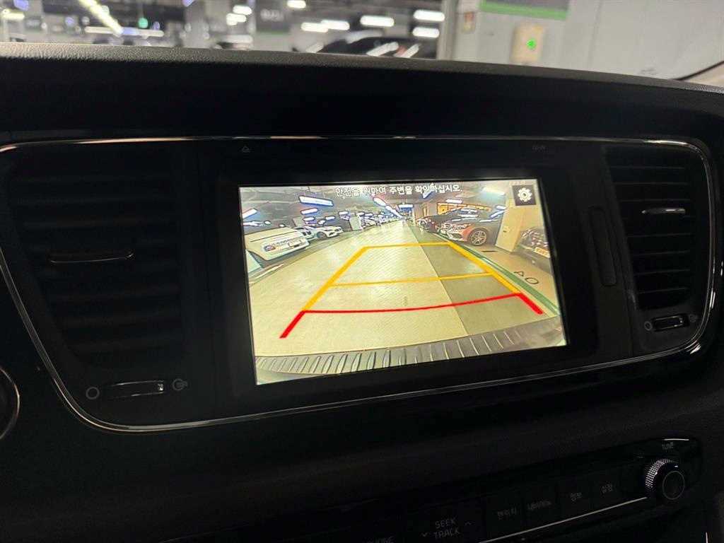 KIA Carnival 2016 - Importación desde Corea - HF Imports Iquique - Foto 13