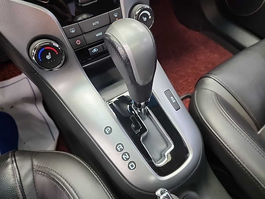 Chevrolet Cruise - Vista 10