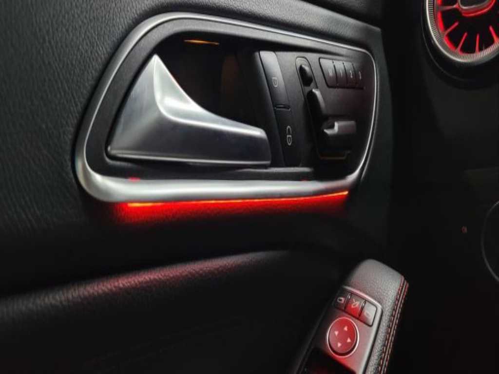 Mercedes Benz CLA Class - Vista 11