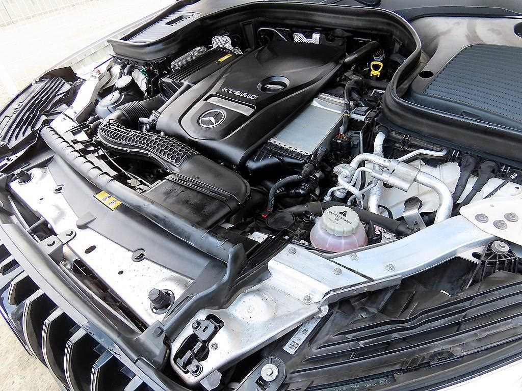 Mercedes Benz GLC Class 2019 Blanco - Importación desde Corea - HF Imports Iquique - Foto 19