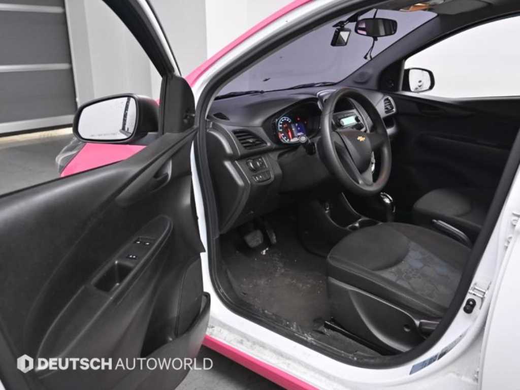 Chevrolet Spark - Vista 11