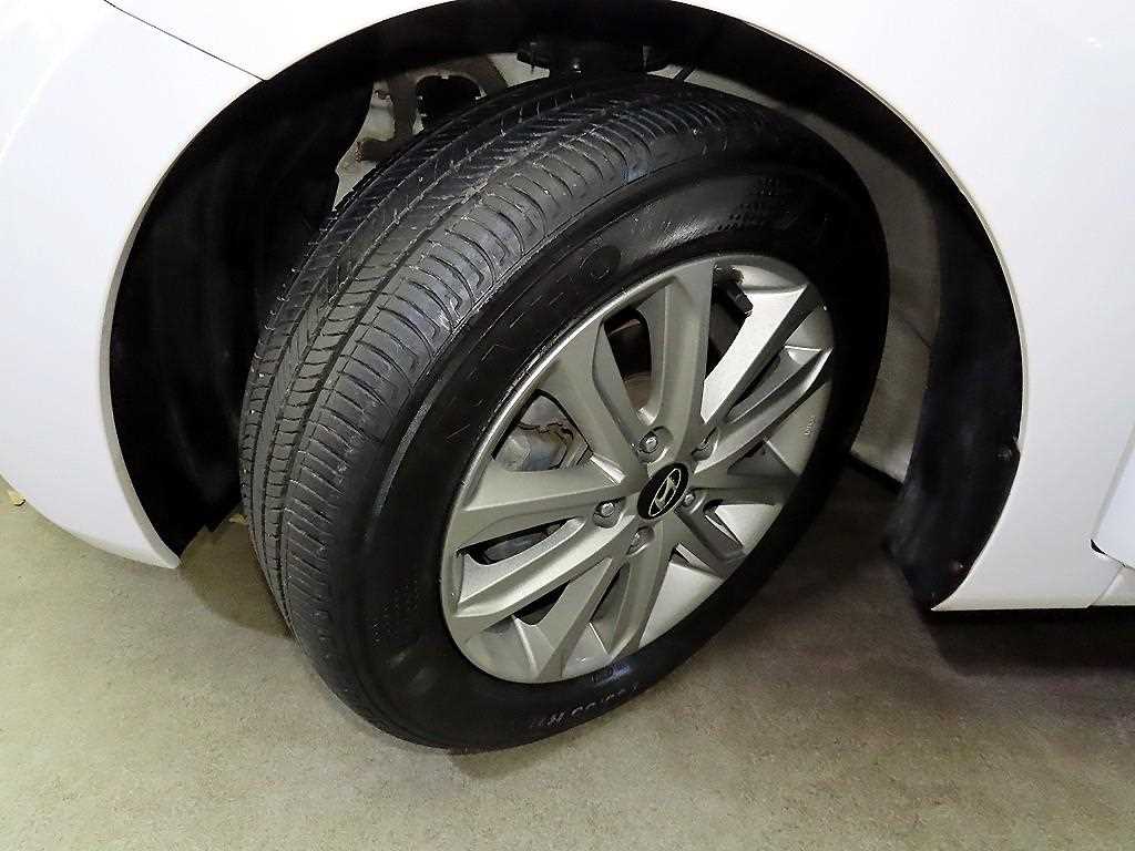 HYUNDAI Avante 2015 Blanco - Importación desde Corea - HF Imports Iquique - Foto 18