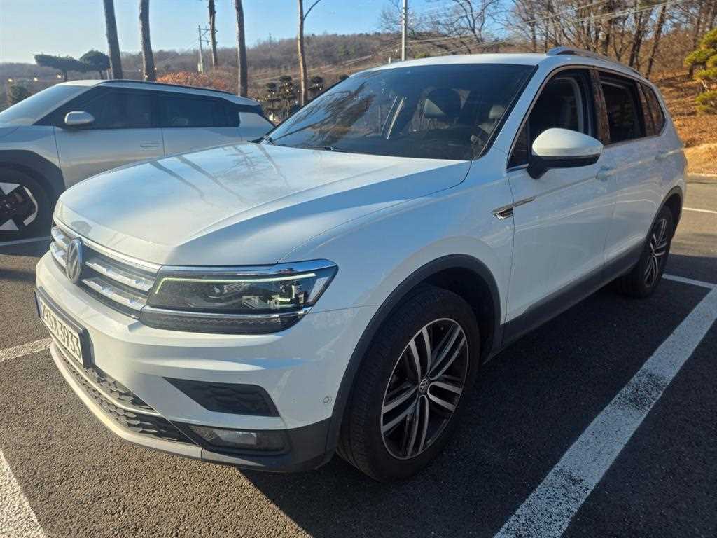 Volkswagen Tiguan - Vista 2