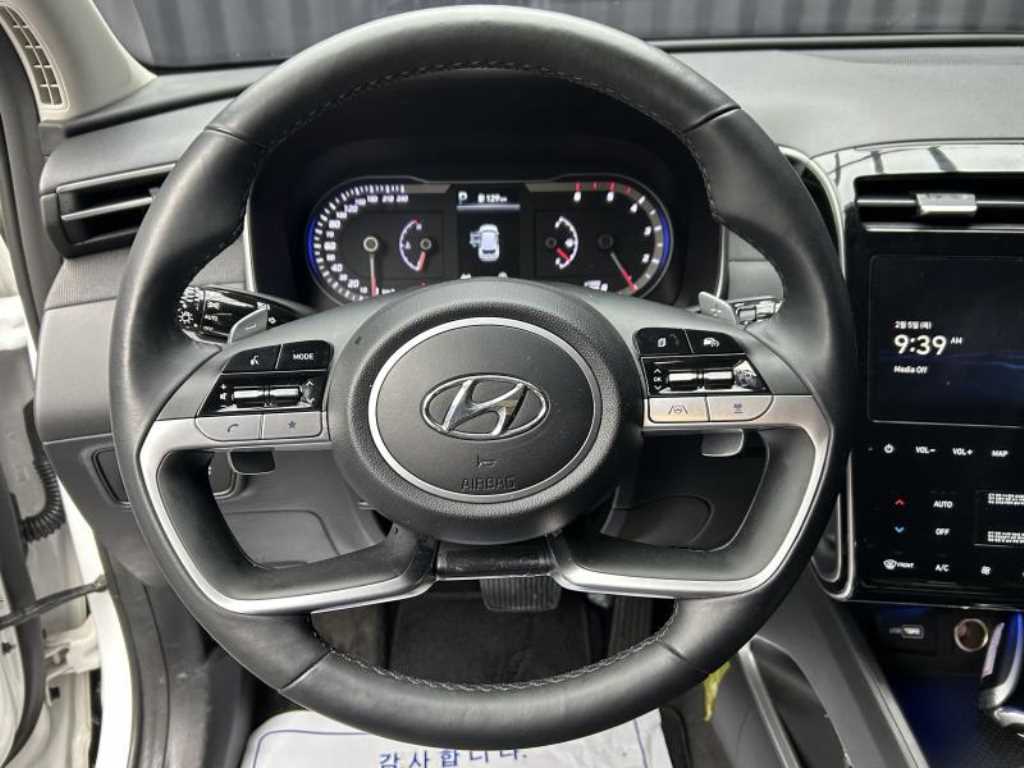 HYUNDAI Tucson - Vista 9