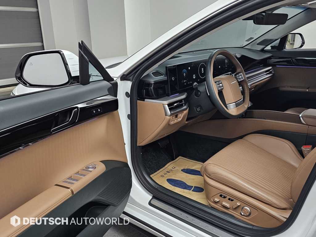 HYUNDAI Grandeur - Vista 11