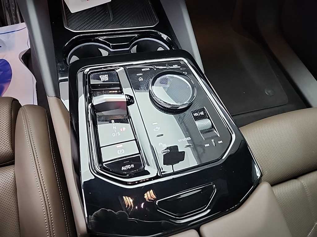 BMW 5 Series - Vista 8