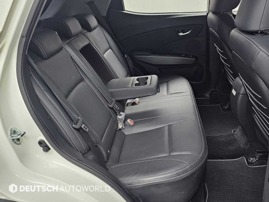 Ssangyong Tivoli - Vista 12