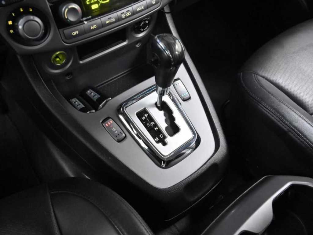 Ssangyong Korando - Vista 9