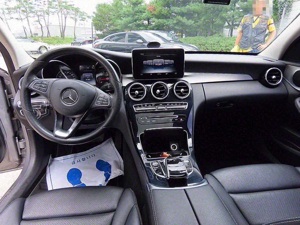 Mercedes Benz C Class - Vista 7