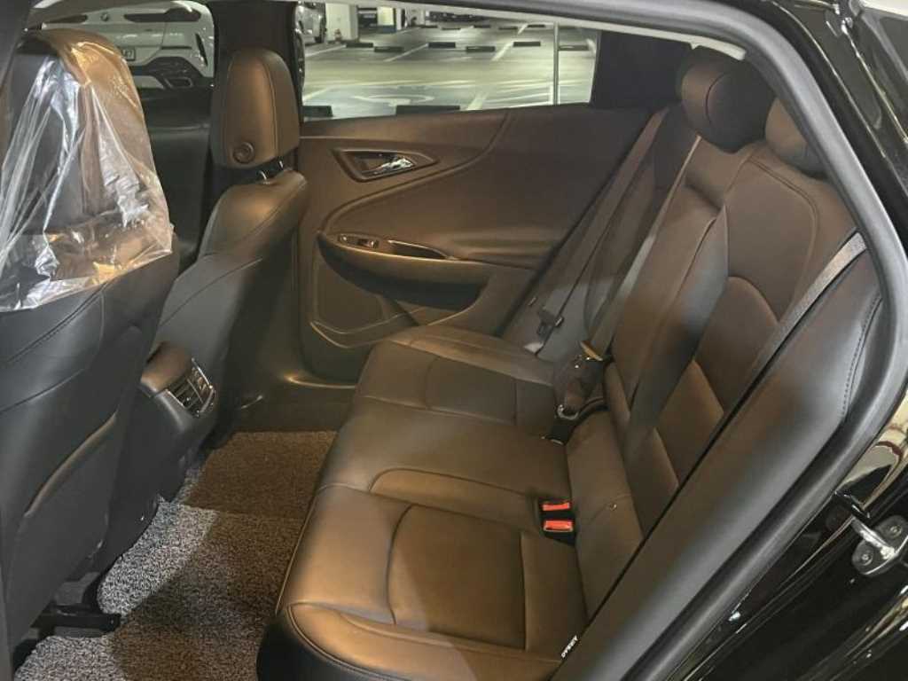 Chevrolet Malibu - Vista 6