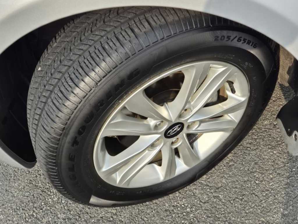 HYUNDAI Sonata 2012 Plateado - Importación desde Corea - HF Imports Iquique - Foto 19