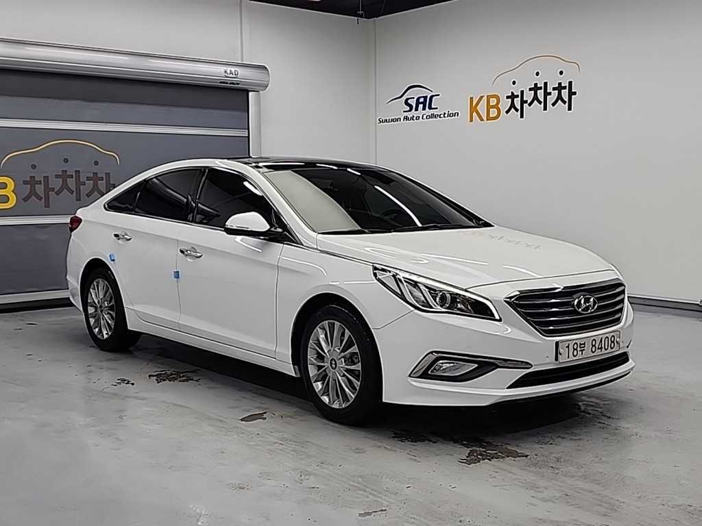 HYUNDAI Sonata - Vista 4