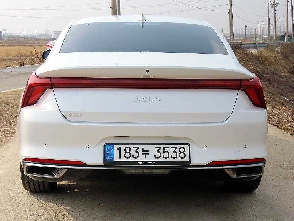 KIA K8 - Vista 4