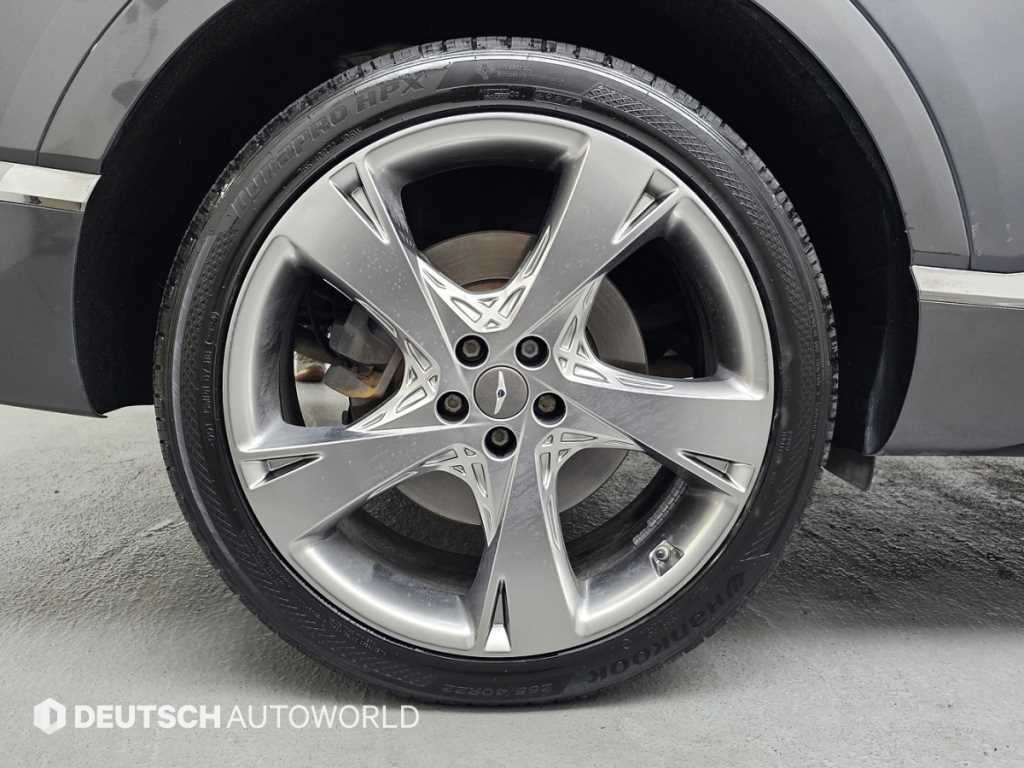 Genesis GV80 - Vista 5