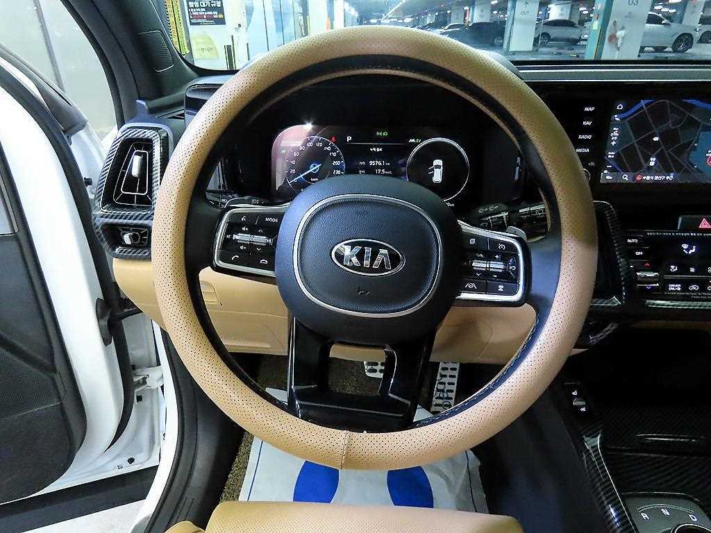 KIA Sorento - Vista 8