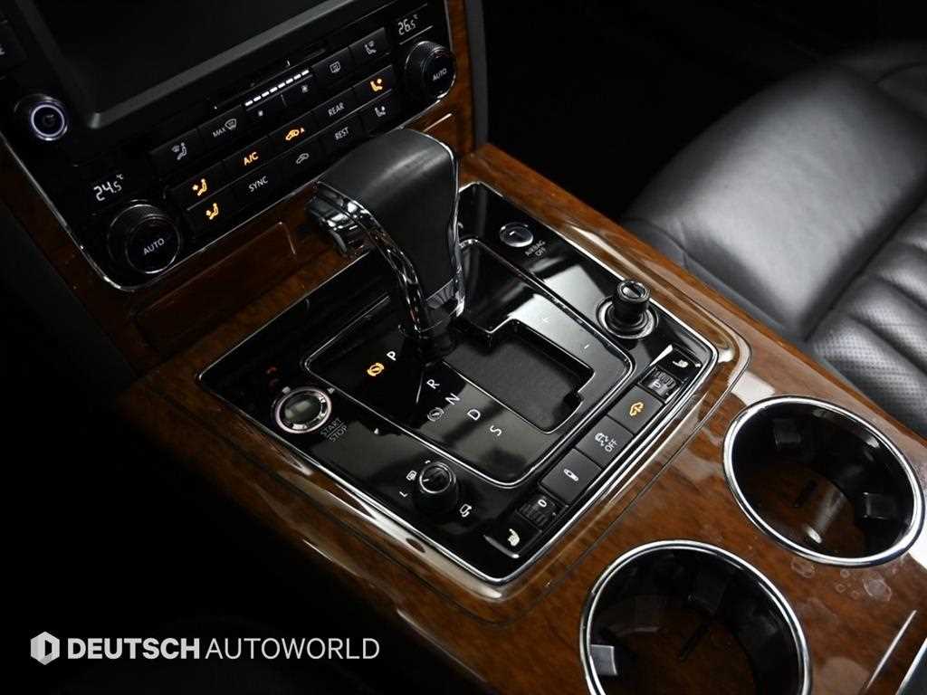 Volkswagen Phaeton 2015 Negro - Importación desde Corea - HF Imports Iquique - Foto 17
