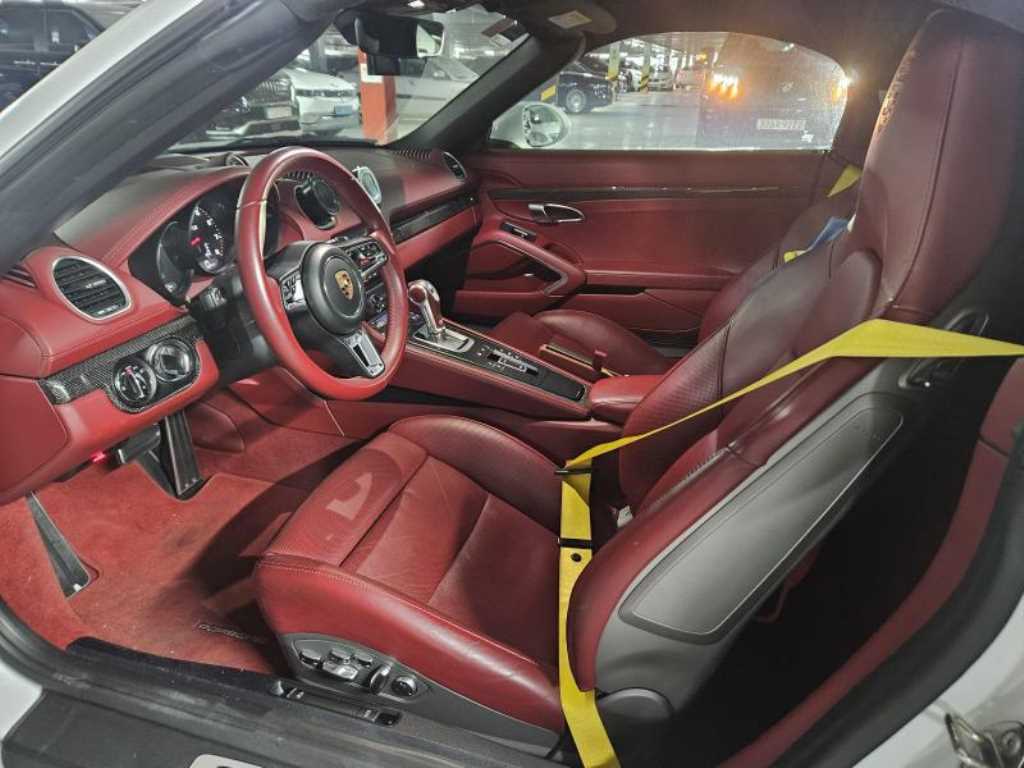 Porsche 718 - Vista 6