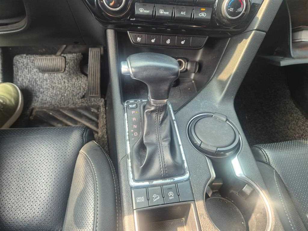 KIA Sportage - Vista 12