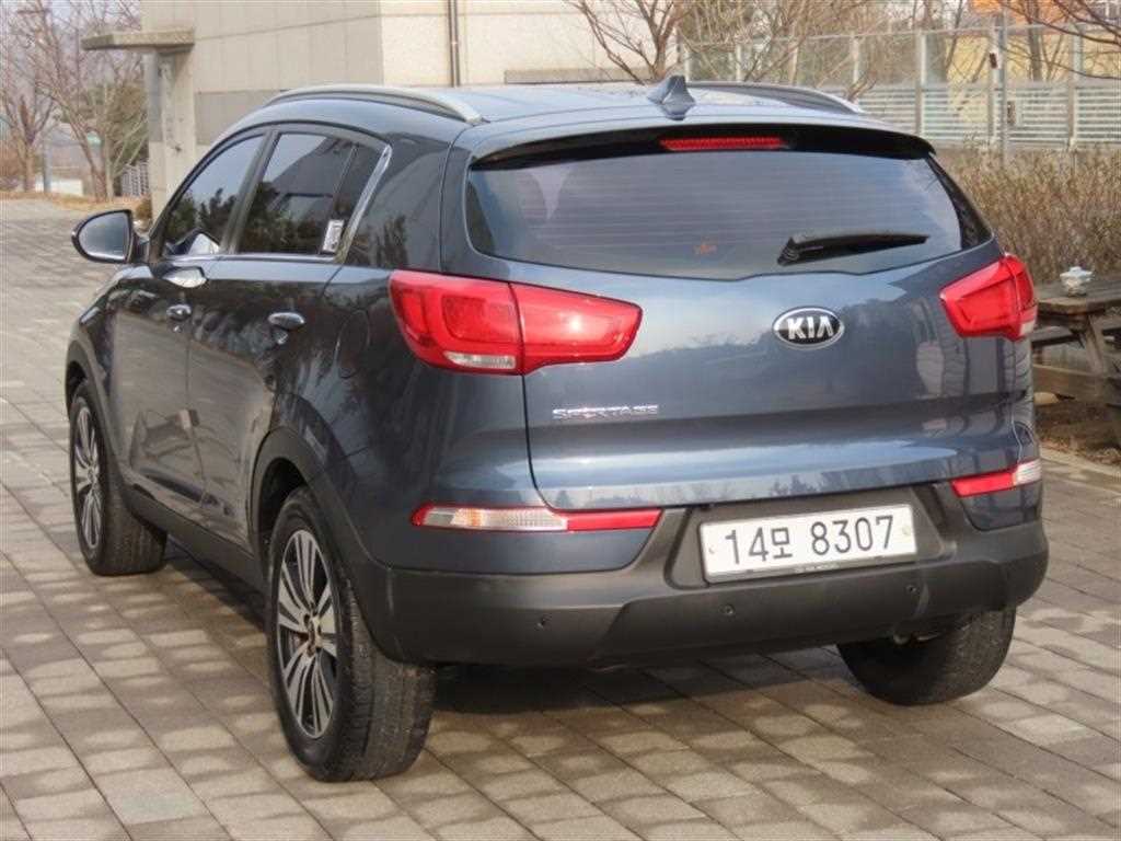 KIA Sportage - Vista 4