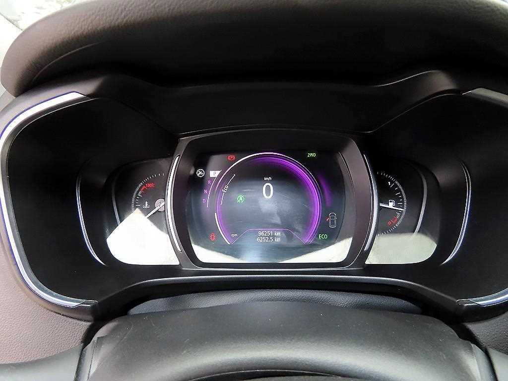 SAMSUNG QM6 - Vista 9