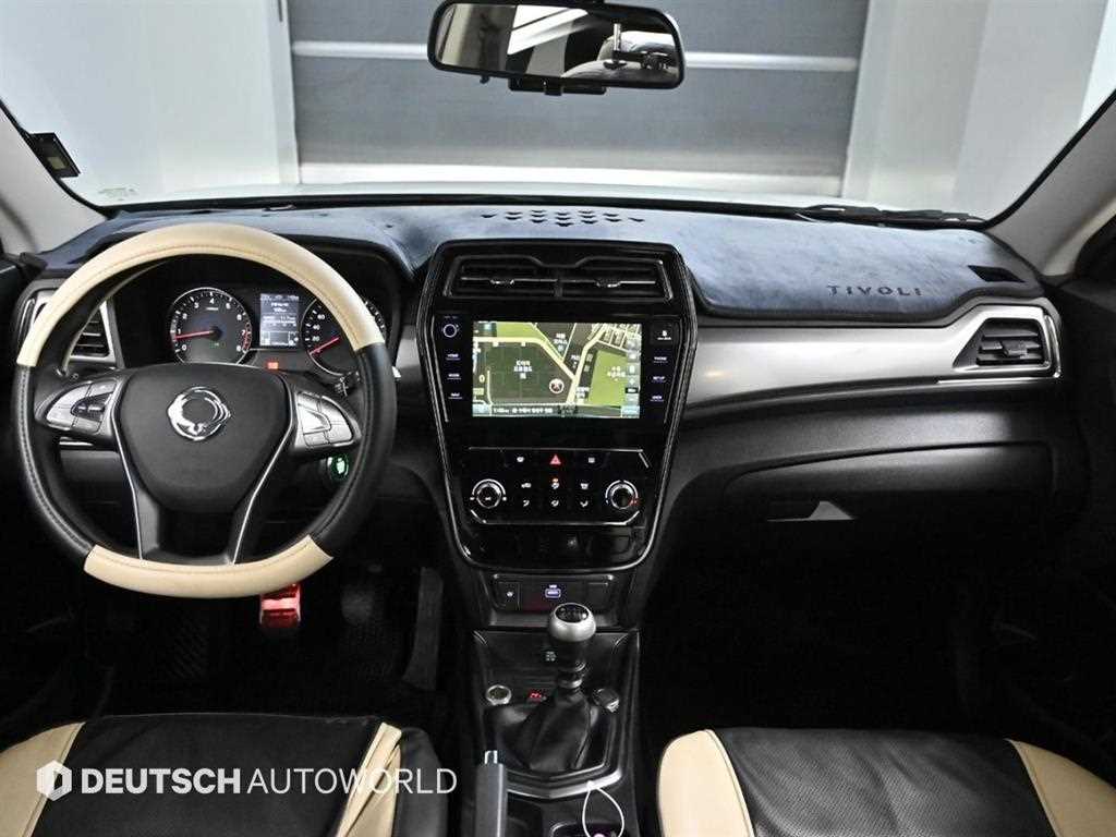 Ssangyong Tivoli - Vista 7