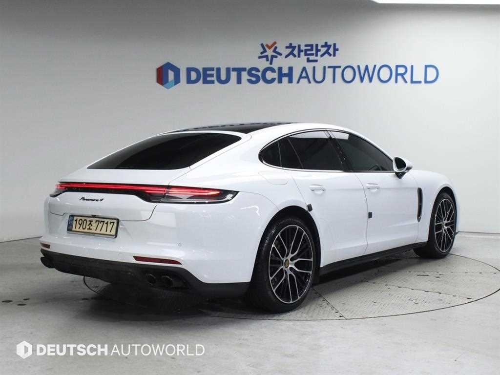 Porsche Panamera - Vista 2