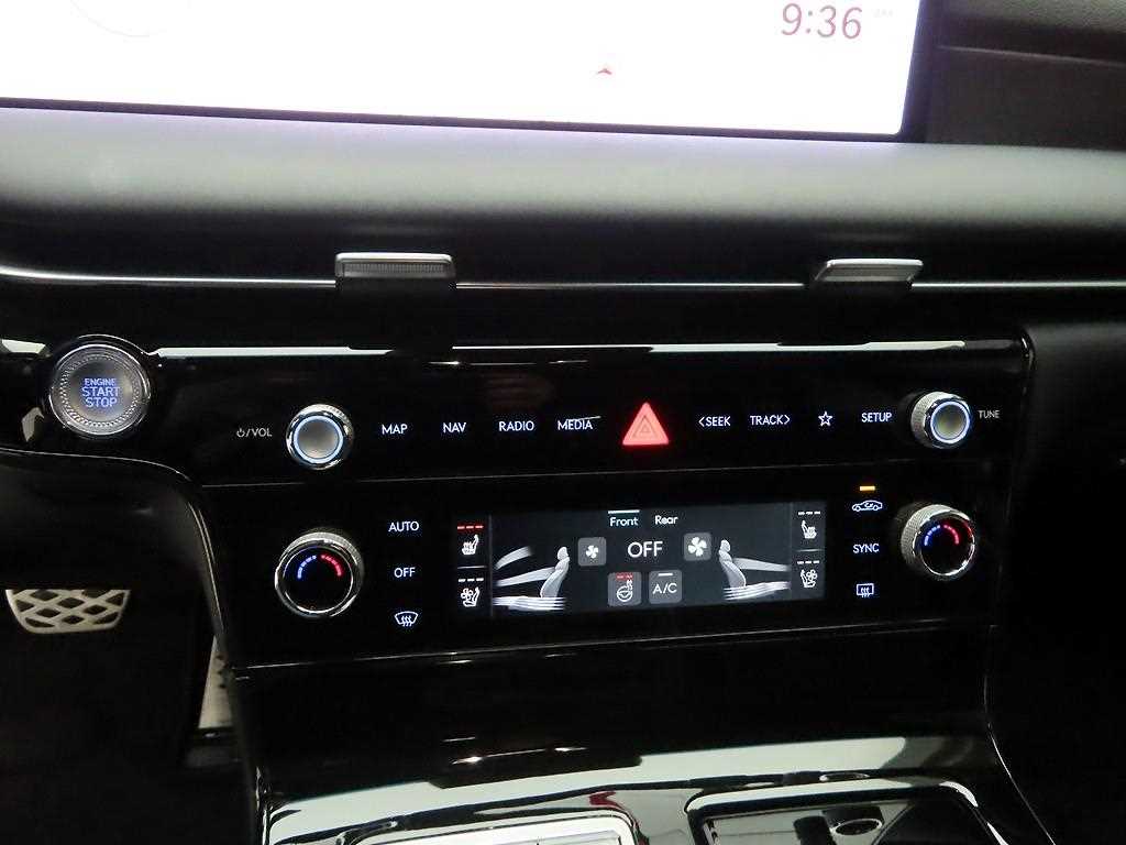 Genesis G80 - Vista 9