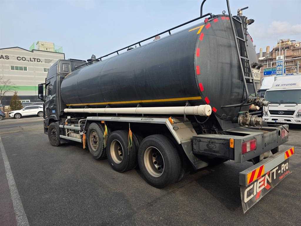 medium and large cargo Rory - Vista 7